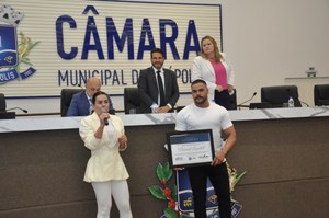 Câmara de Anápolis entrega Moção de Aplauso a educador físico Natanael Lancelott