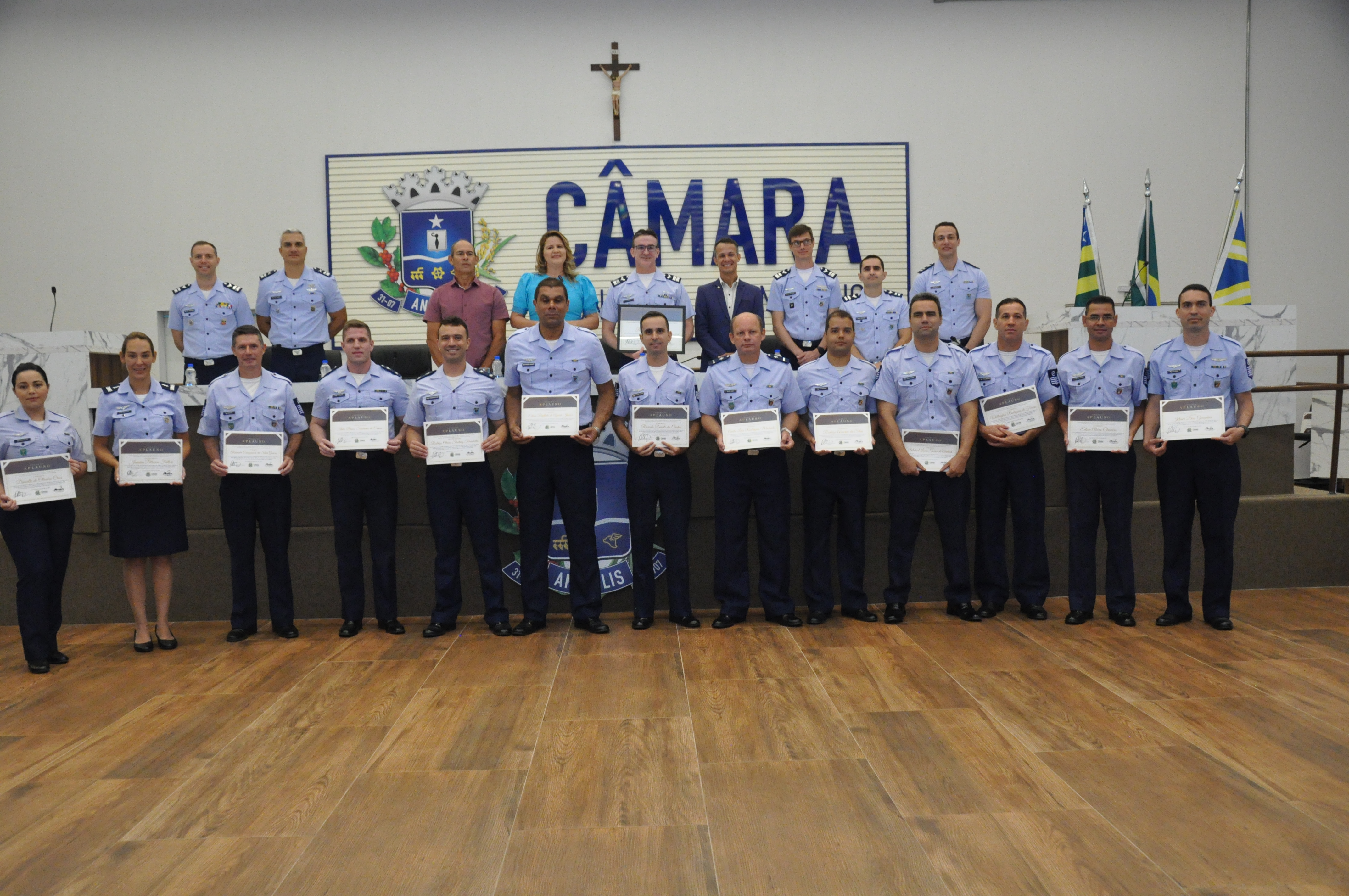 Câmara homenageia militares da BAAN que integraram operação de repatriamento de brasileiros em Israel