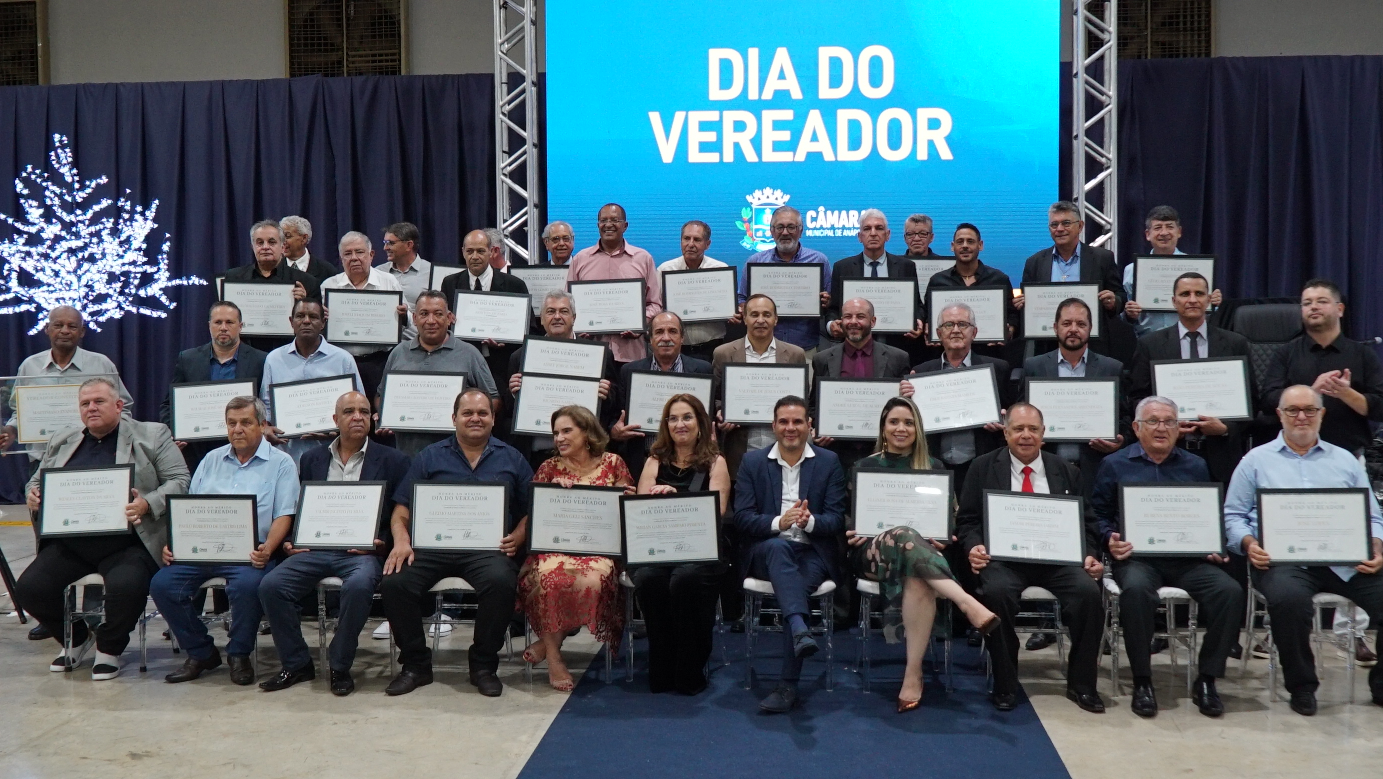 Câmara inaugura Espaço dos Vereadores Constituintes em evento que comemorou o Dia do Vereador