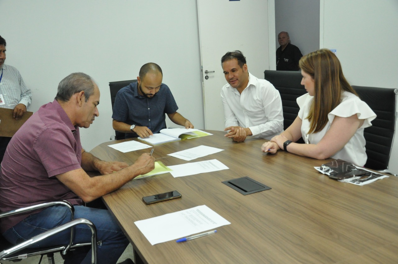 Comissão de Educação aprova nomes para Comenda Professora Nadyr de Souza Andrade