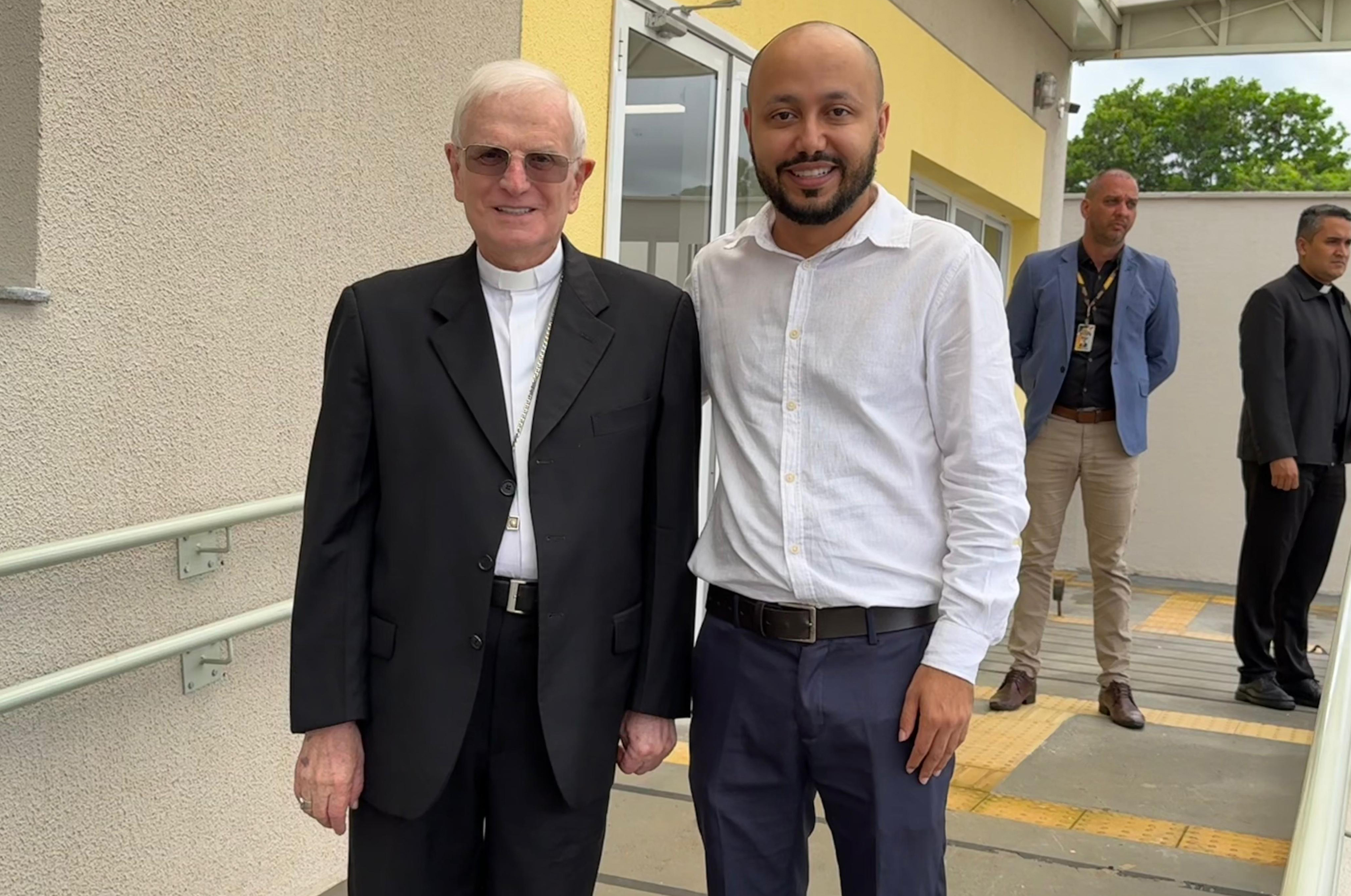 Dom João Wilk e Professor Marcos acompanham visita do Ministro ao Centro de Radioterapia da Santa Casa