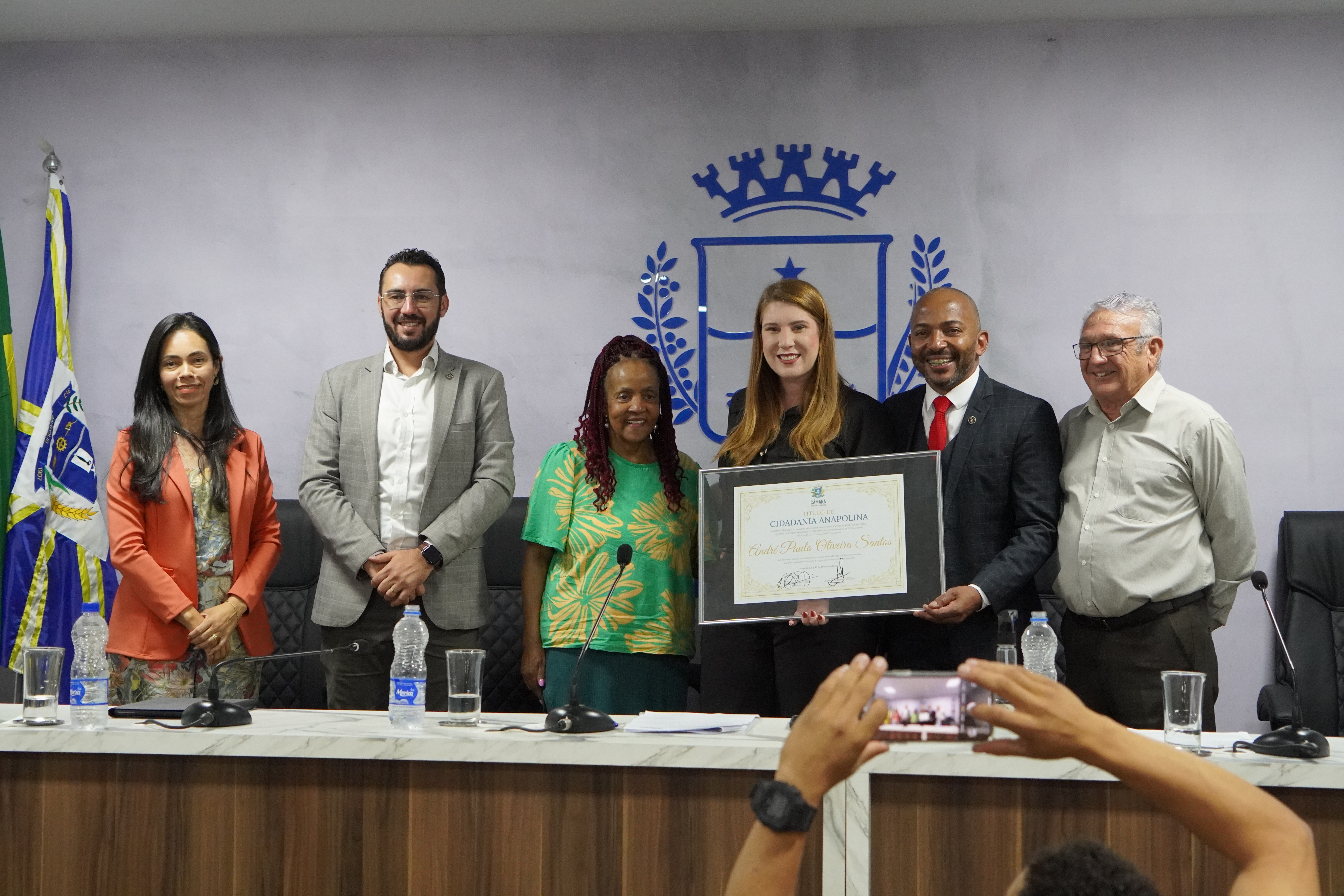 Empresário André Paulo Oliveira Santos recebe Título de Cidadania Anapolina