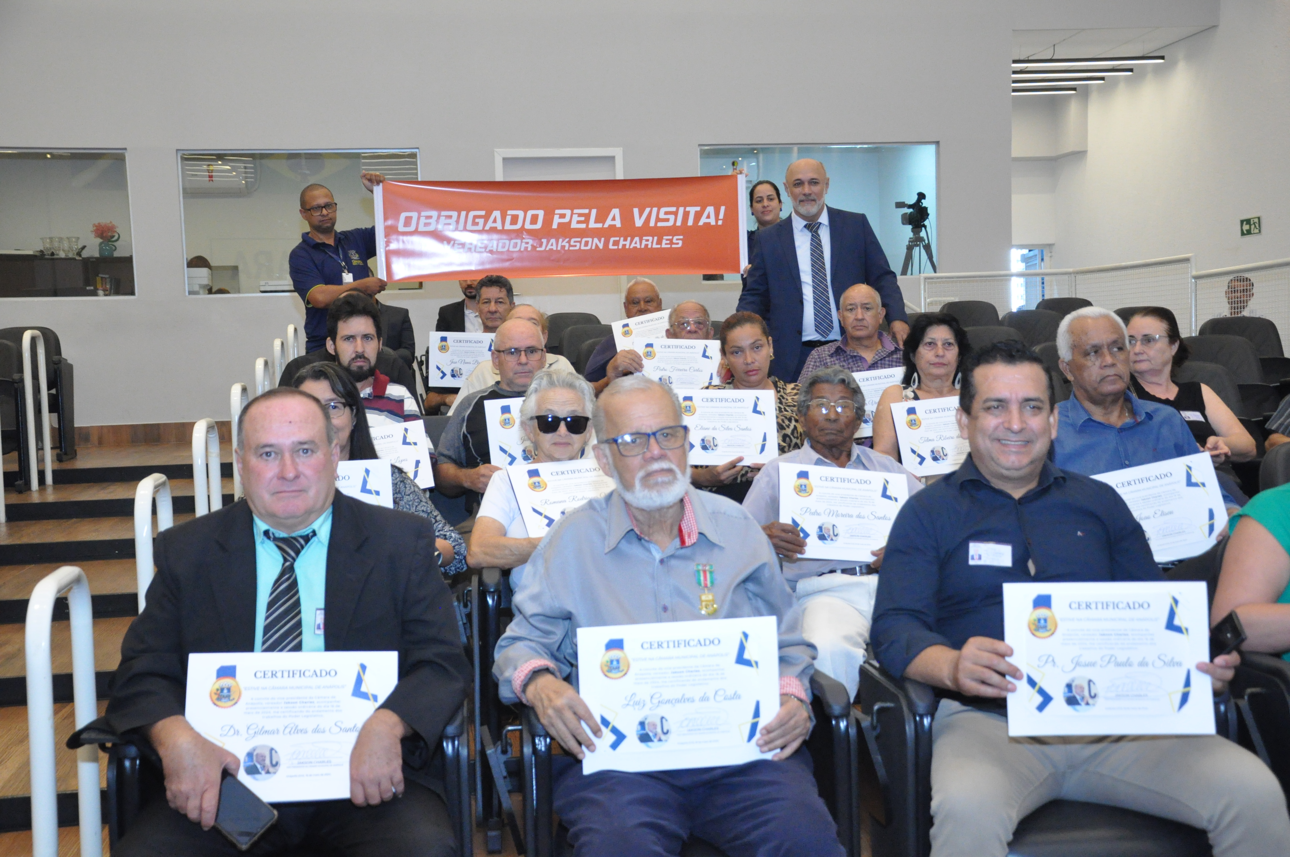 Jakson Charles presta homenagem a pioneiros da Vila Formosa e região