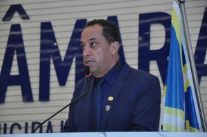 Luzimar Silva parabeniza associação de moradores pelo Arraiá do Calixtópolis