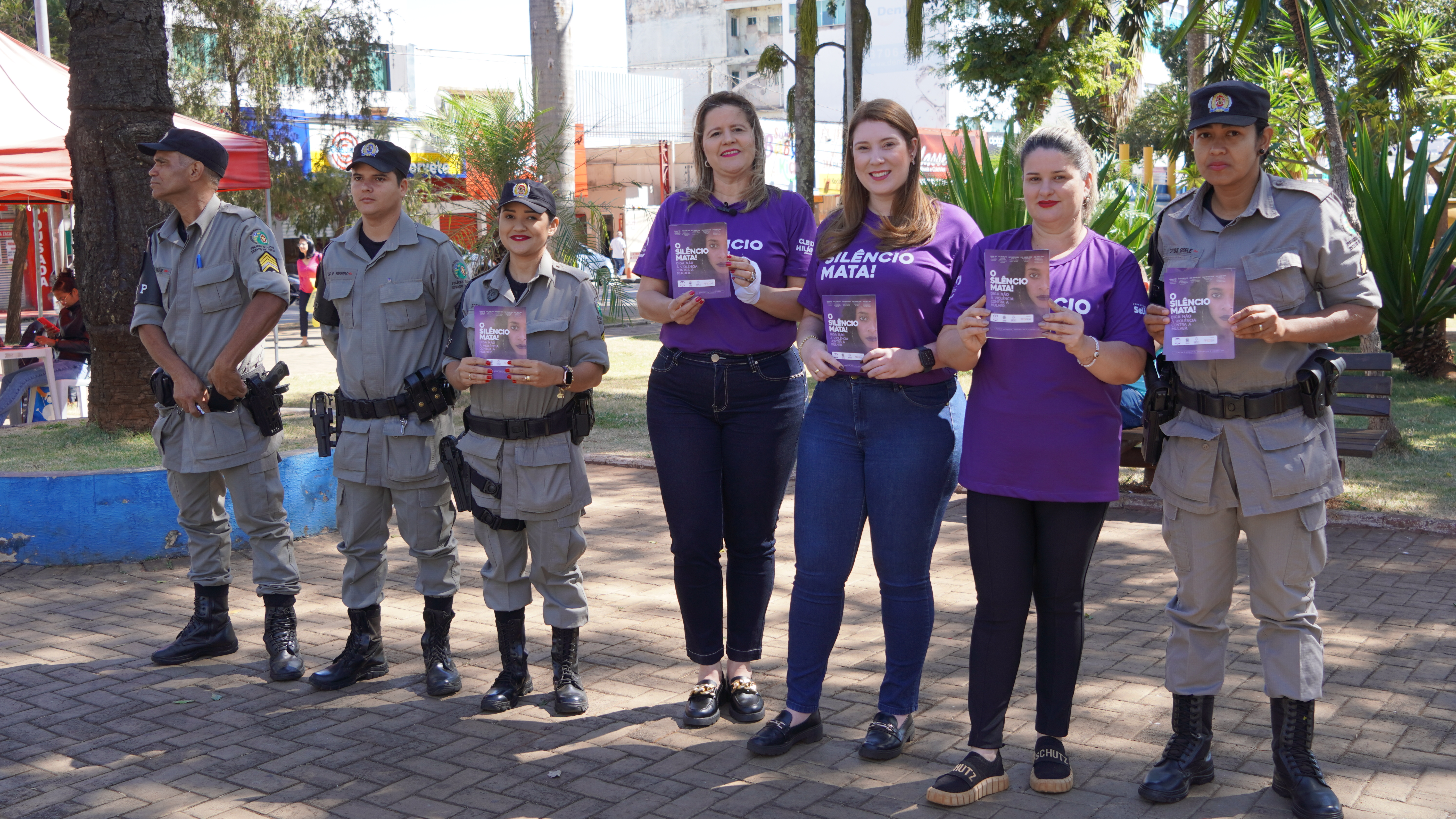 Procuradoria da Mulher realiza ação educativa para promover o “Agosto Lilás”