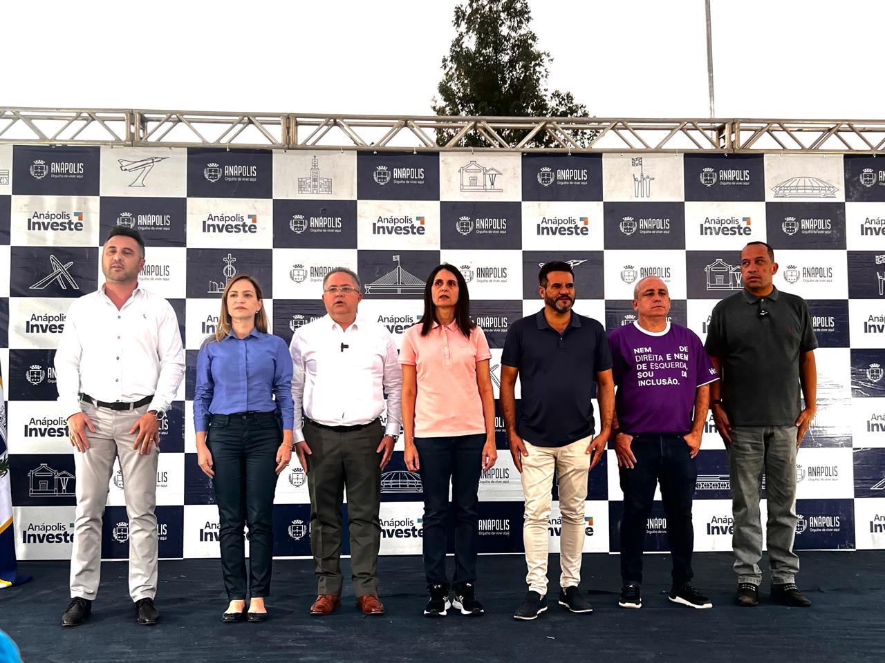 Vereadores participam de inauguração da Estação do Esporte no Bairro Santos Dumont