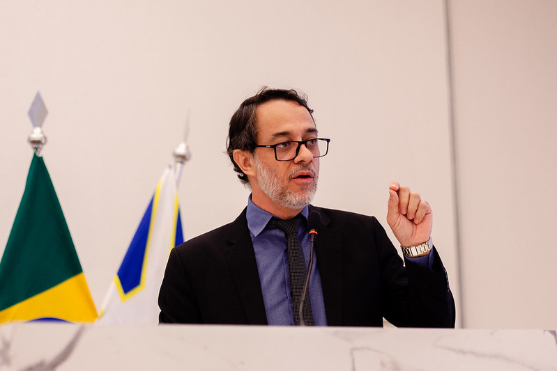 Alex Martins chama atenção para mudanças na CNH e riscos para formação de condutores