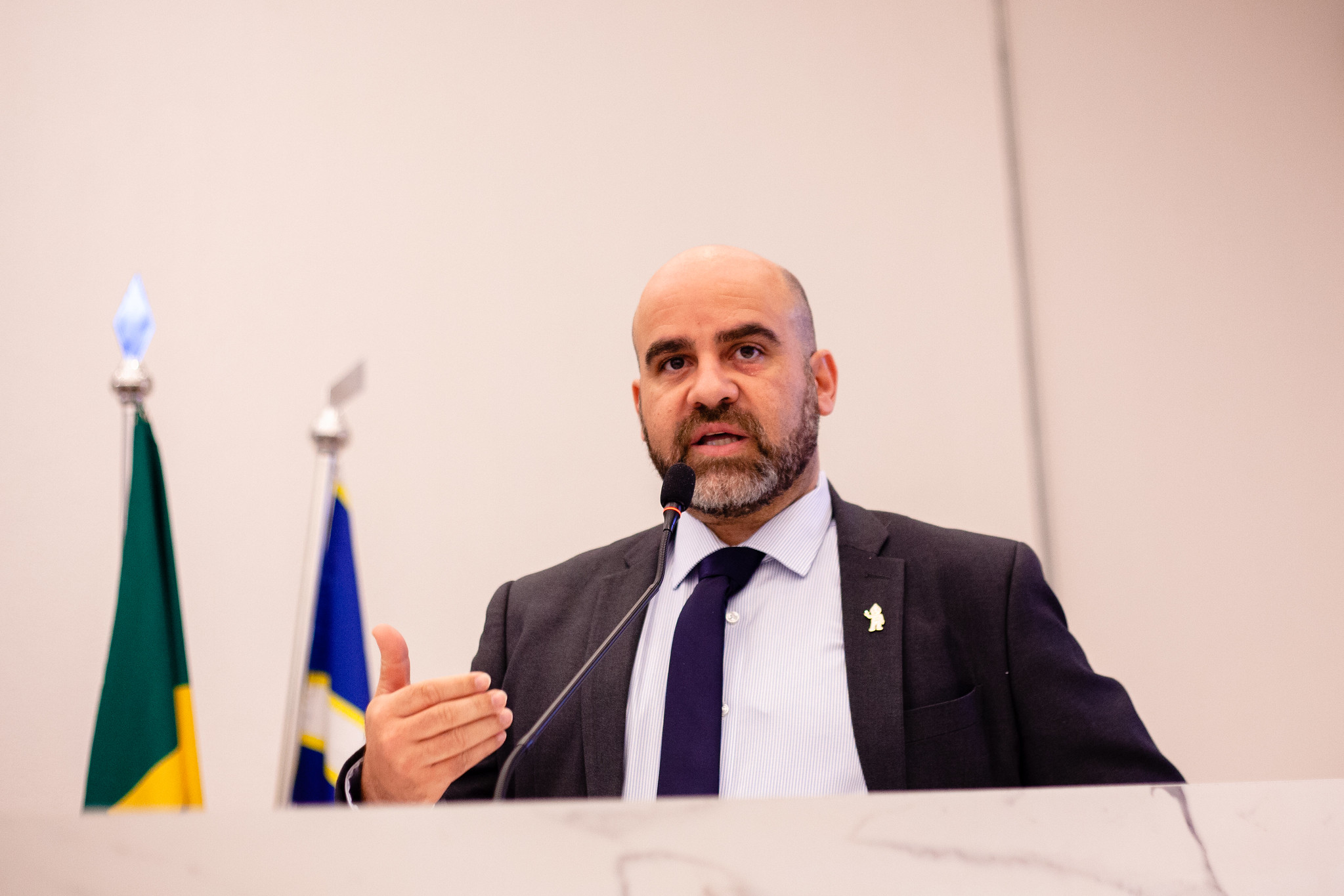 José Fernandes divulga dados do Alfredo Abrahão e explica funcionamento das cirurgias