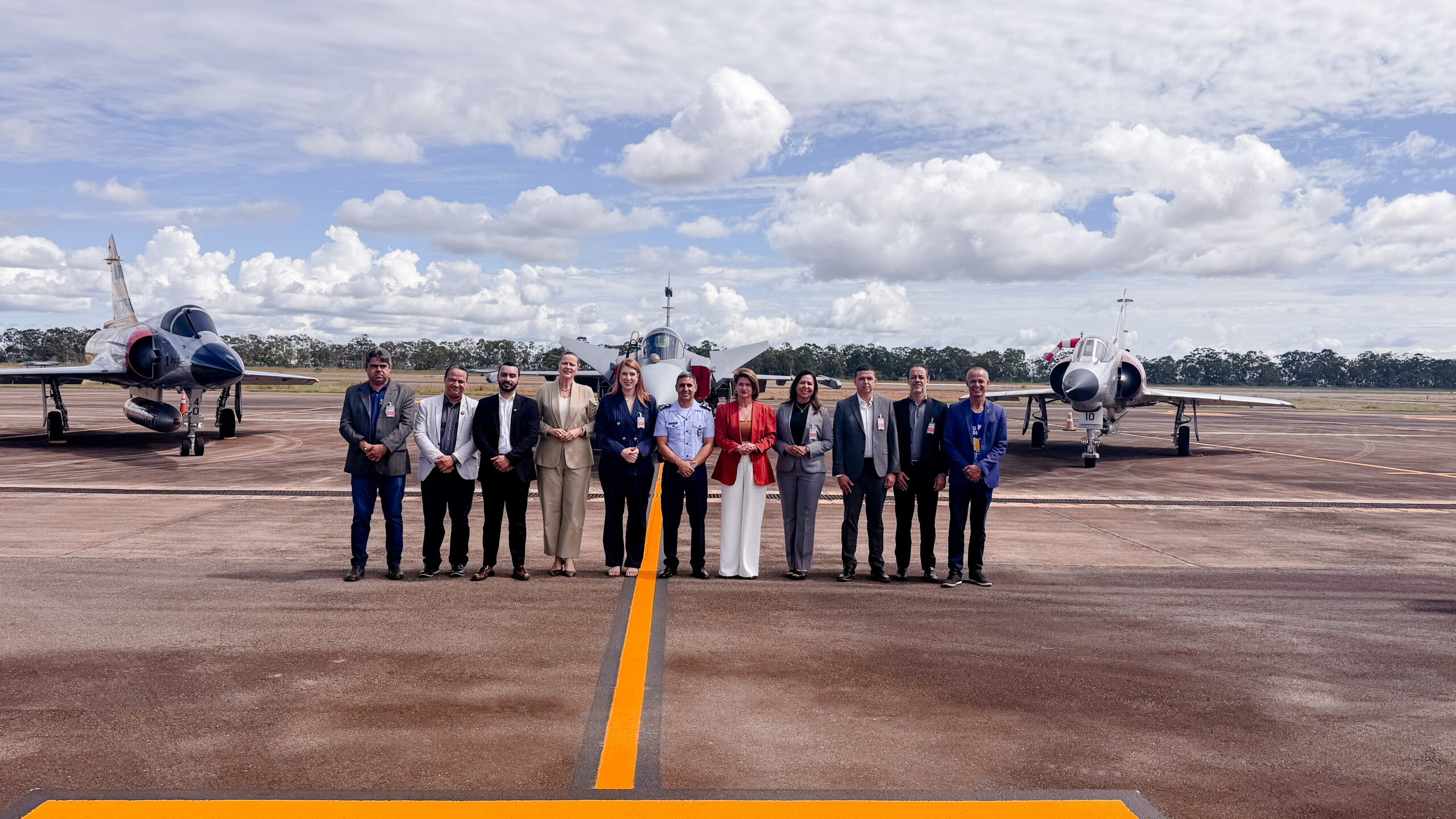Presidente da Câmara destaca respeito da sociedade anapolina pela Base Aérea em visita institucional
