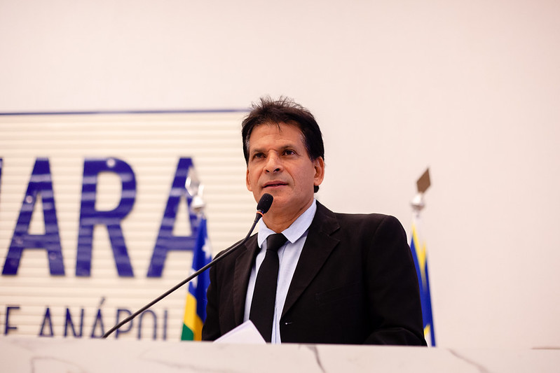 João da Luz lamenta alto número de endividados e critica carga tributária brasileira