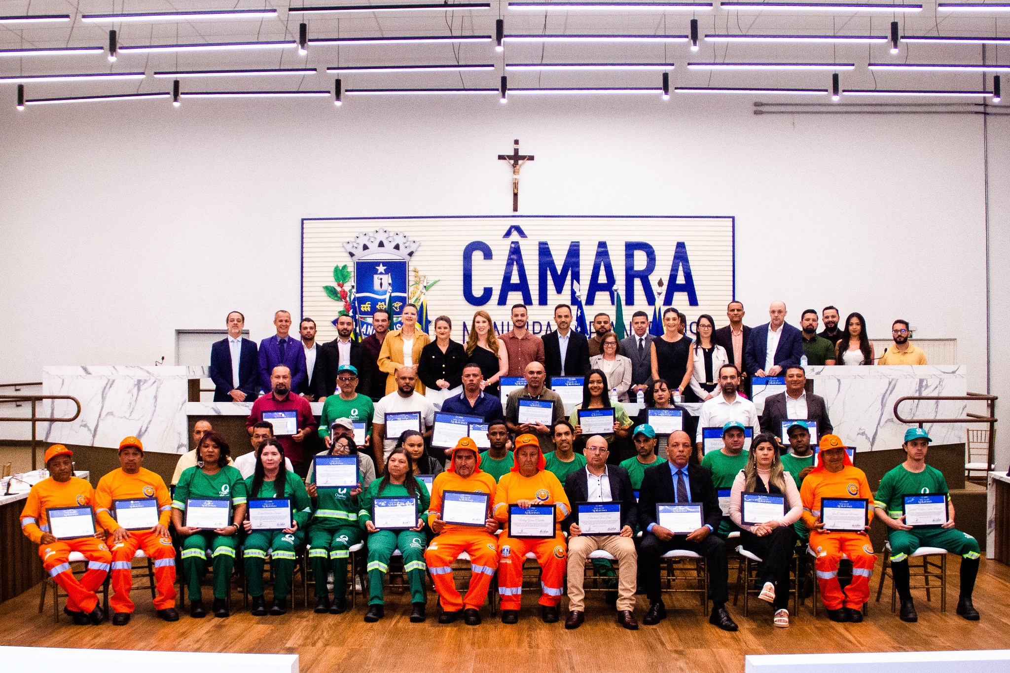 Câmara Municipal realiza Moção de Aplauso em reconhecimento aos trabalhadores da zeladoria urbana de Anápolis