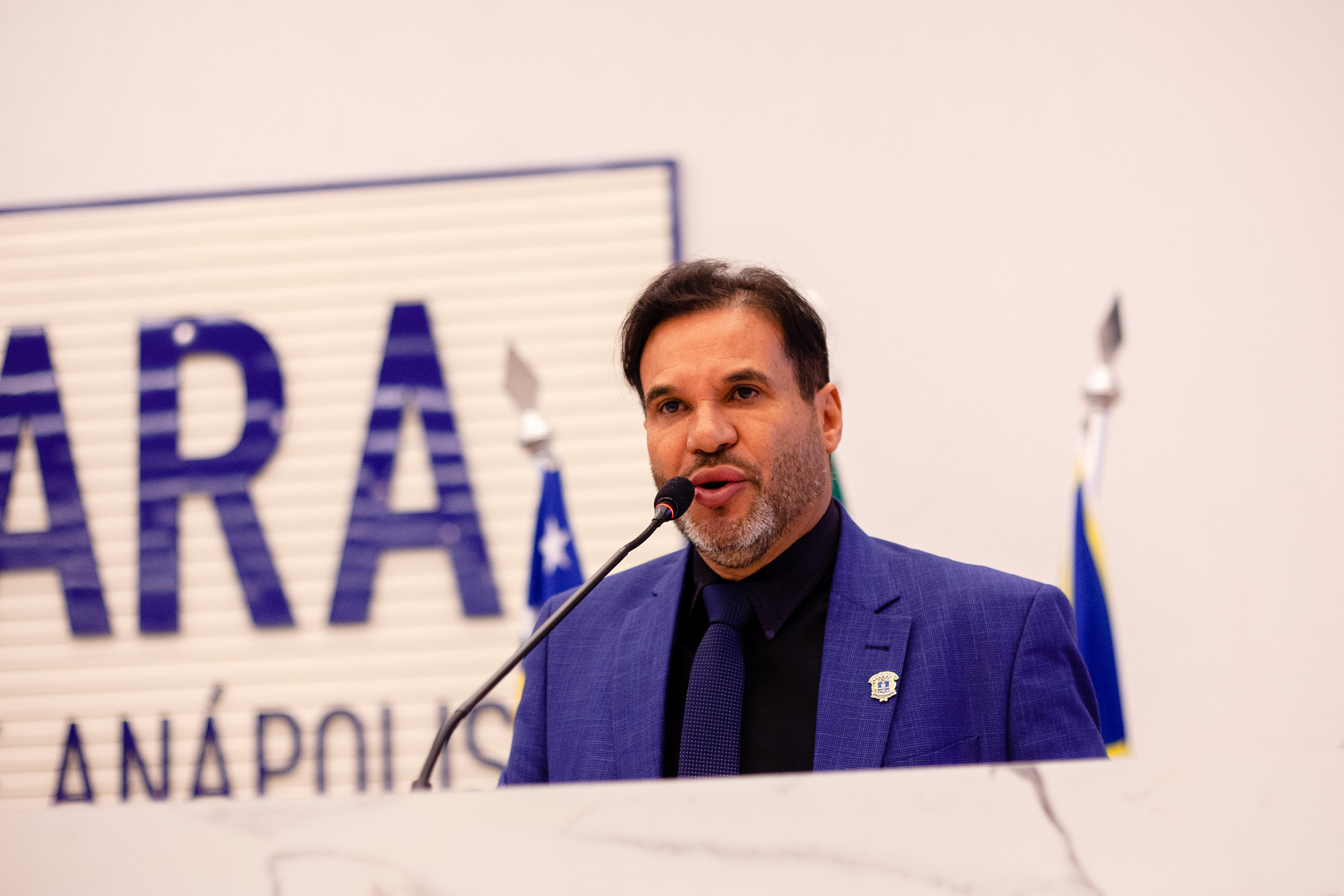 Domingos Paula questiona informação sobre possível remanejamento de recursos da saúde e educação, para ações de zeladoria