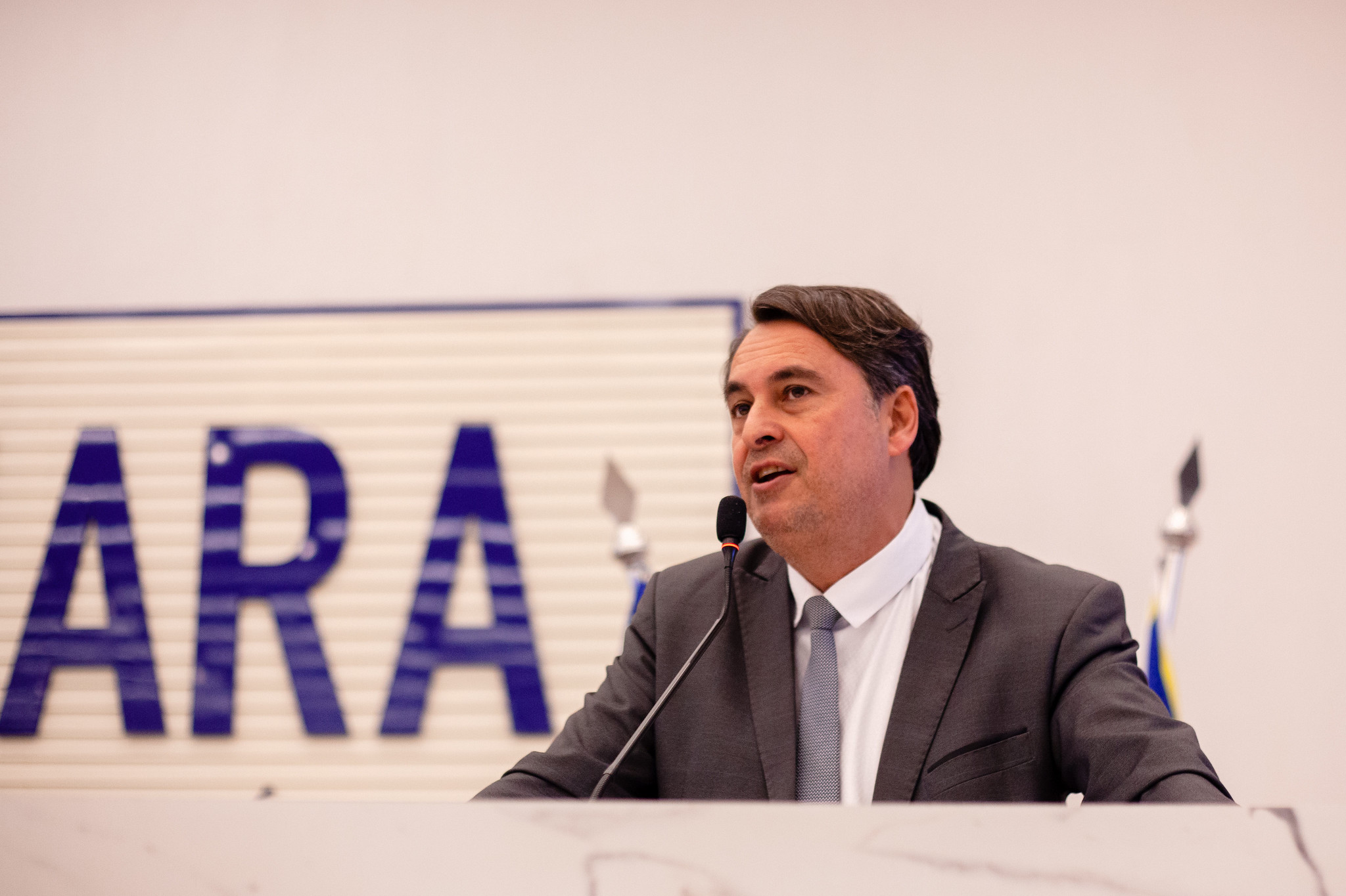 Jean Carlos faz balanço das ações do semestre, com destaque para área da educação, esporte, obras de infraestrutura e pavimentação asfáltica